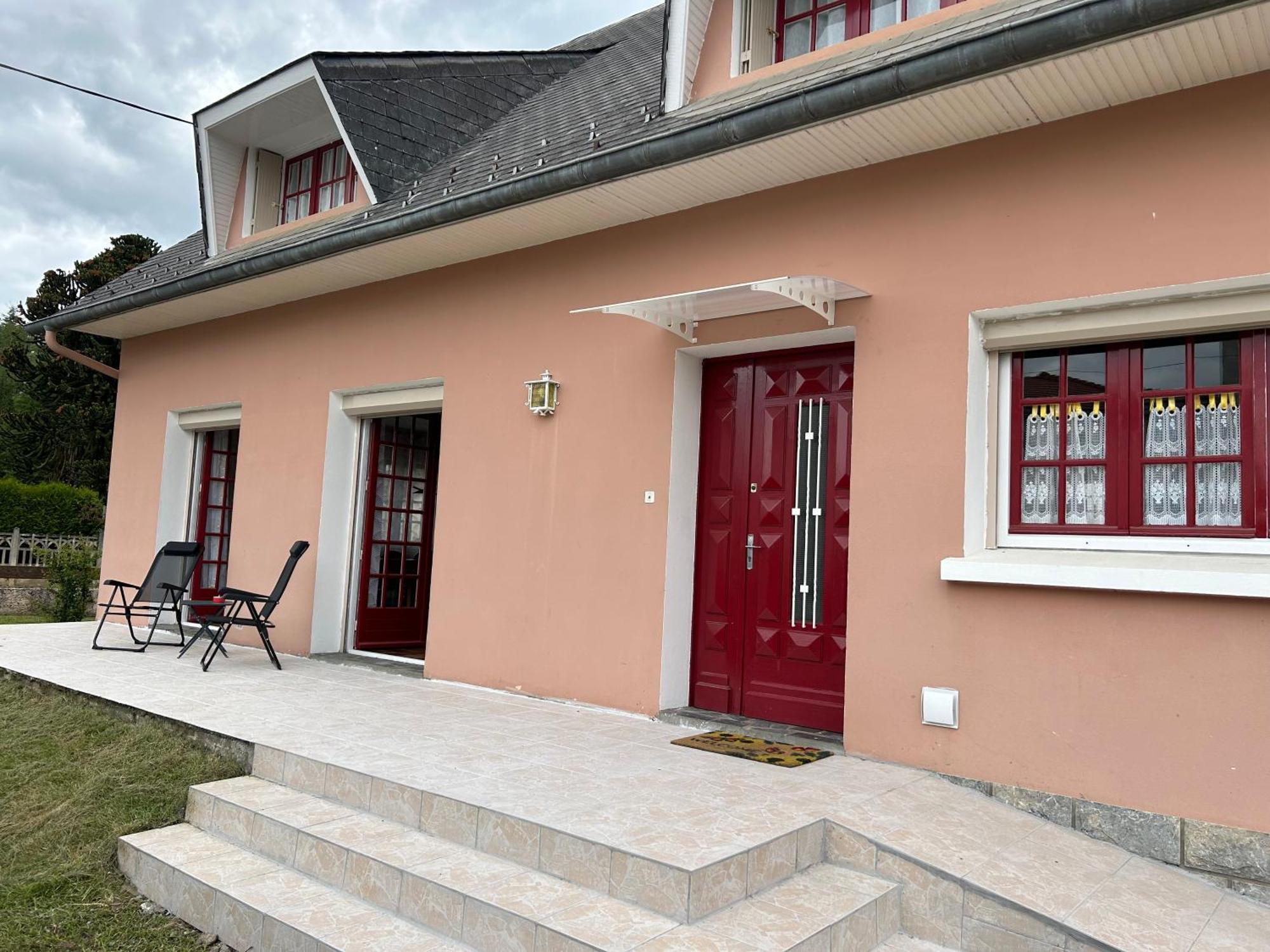 Gite La Maison Rose Lannemezan Eksteriør bilde